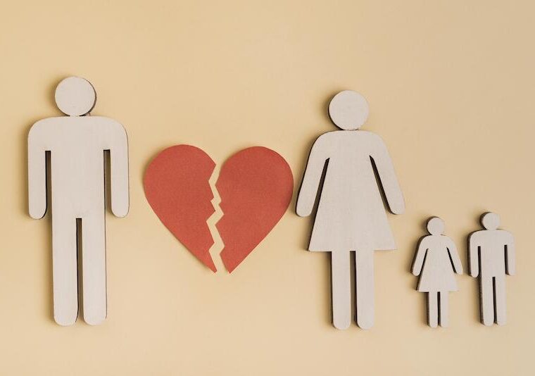 Ett par som går isär med barn